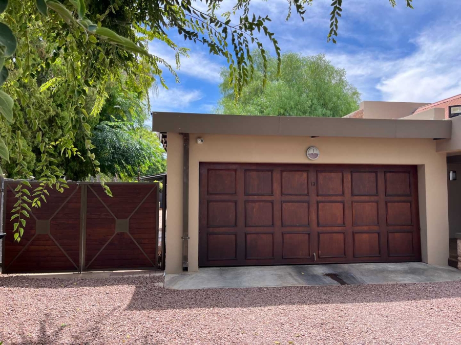 3 Bedroom Property for Sale in Middelpos Northern Cape